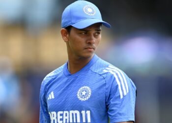 Yashasvi Jaiswal’s Wicketkeeping Ambition Revealed by Siddhesh Lad